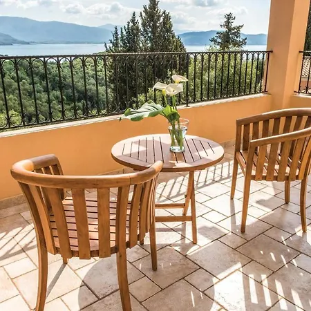Sleeps 8 Air Con Wifi * Gimari