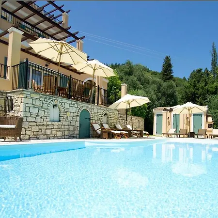 Sleeps 8 Air Con Wifi Villa